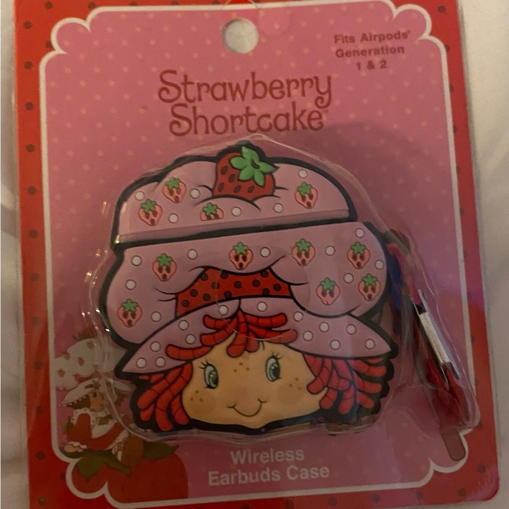 Strawberry Shortcake Brand NWT Wireless AirPods Case